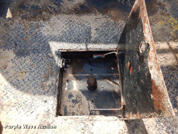 image for item DP8610 2019 Ford F350 Super Duty XL  Crew Cab utility bed pickup truck