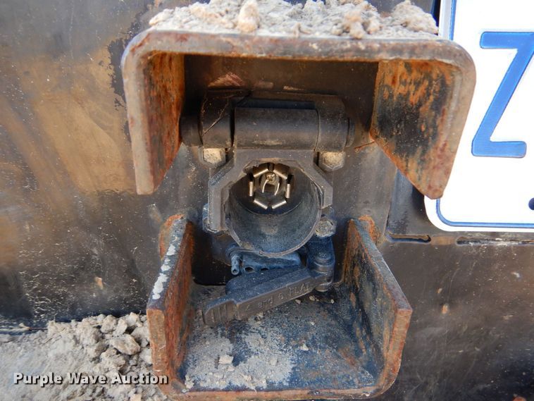 image for item DP8610 2019 Ford F350 Super Duty XL  Crew Cab utility bed pickup truck