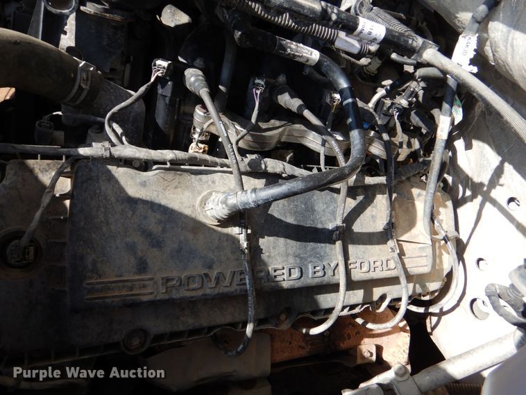 image for item DP8610 2019 Ford F350 Super Duty XL  Crew Cab utility bed pickup truck