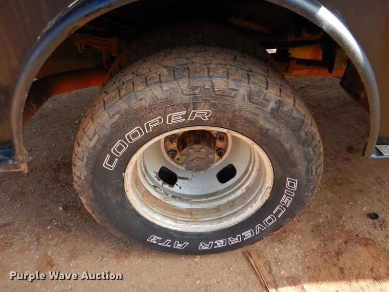 image for item DP8610 2019 Ford F350 Super Duty XL  Crew Cab utility bed pickup truck