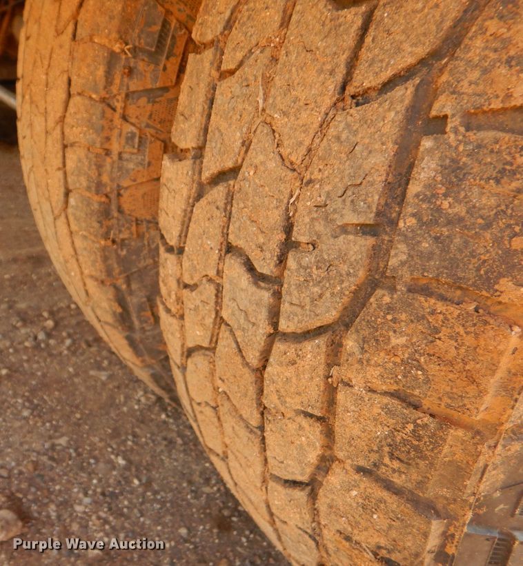 image for item DP8610 2019 Ford F350 Super Duty XL  Crew Cab utility bed pickup truck