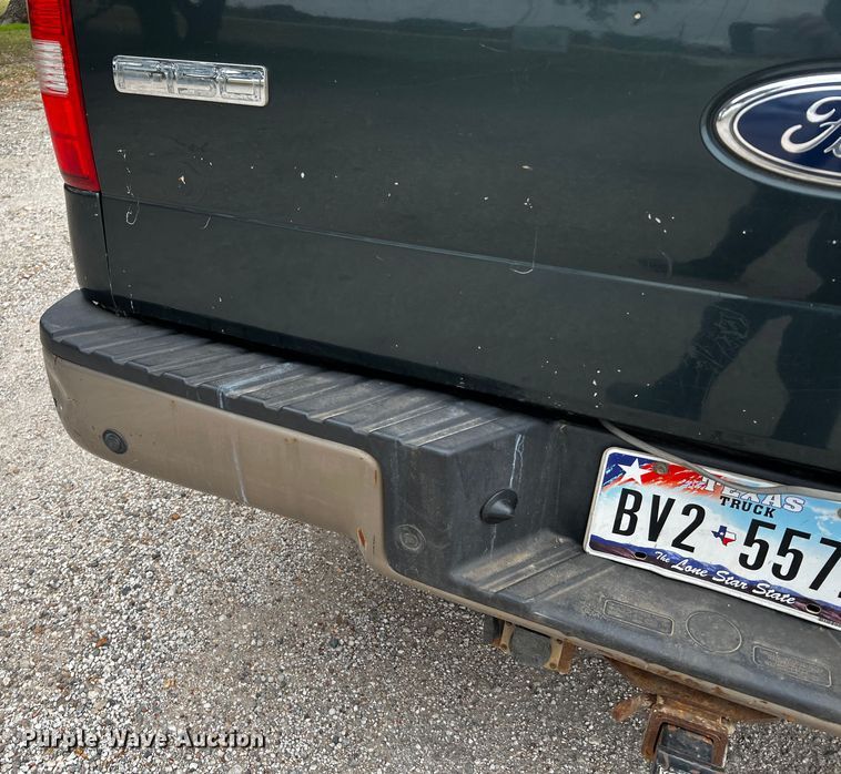 image for item DQ1966 2005 Ford F150  SuperCrew pickup truck