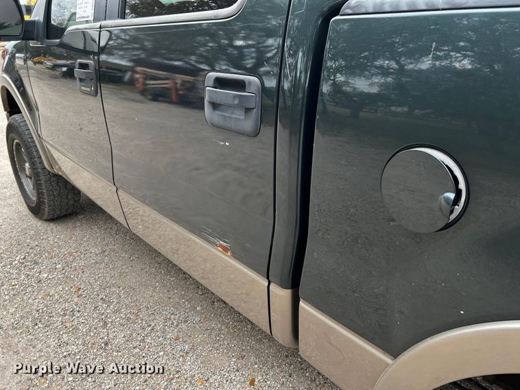 image for item DQ1966 2005 Ford F150  SuperCrew pickup truck