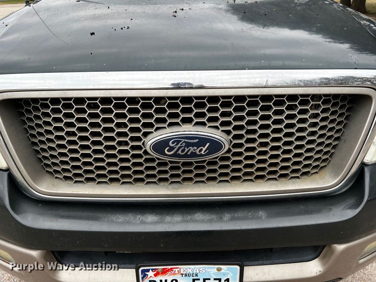 image for item DQ1966 2005 Ford F150  SuperCrew pickup truck