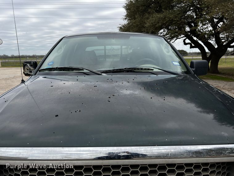 image for item DQ1966 2005 Ford F150  SuperCrew pickup truck