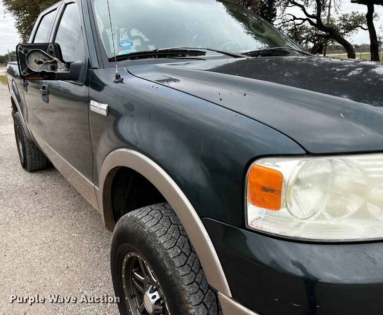 image for item DQ1966 2005 Ford F150  SuperCrew pickup truck