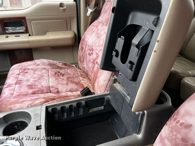 image for item DQ1966 2005 Ford F150  SuperCrew pickup truck