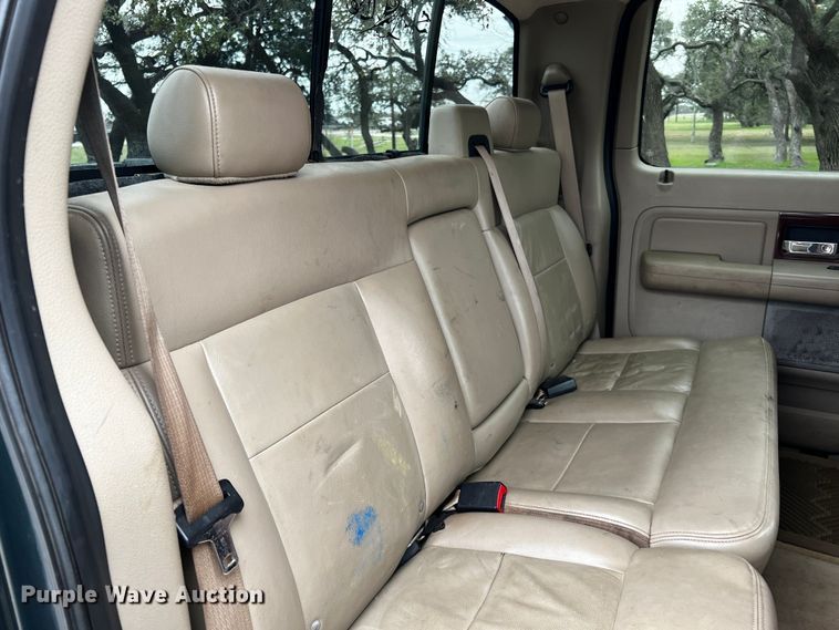 image for item DQ1966 2005 Ford F150  SuperCrew pickup truck