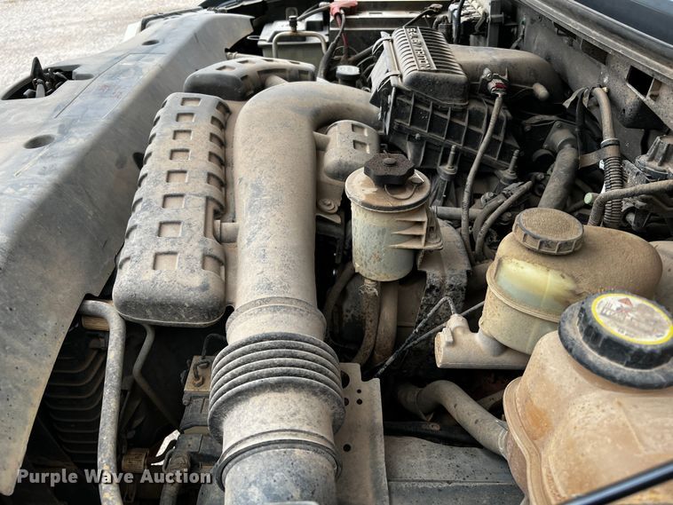 image for item DQ1966 2005 Ford F150  SuperCrew pickup truck