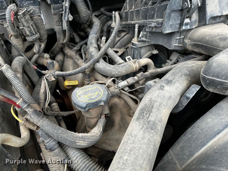 image for item DQ1966 2005 Ford F150  SuperCrew pickup truck