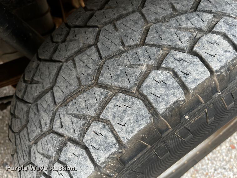 image for item DQ1966 2005 Ford F150  SuperCrew pickup truck