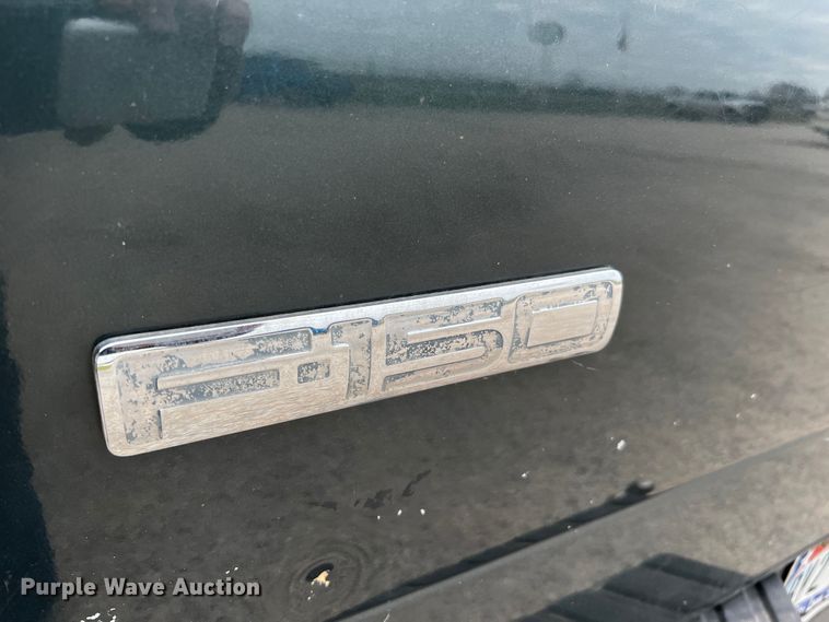 image for item DQ1966 2005 Ford F150  SuperCrew pickup truck