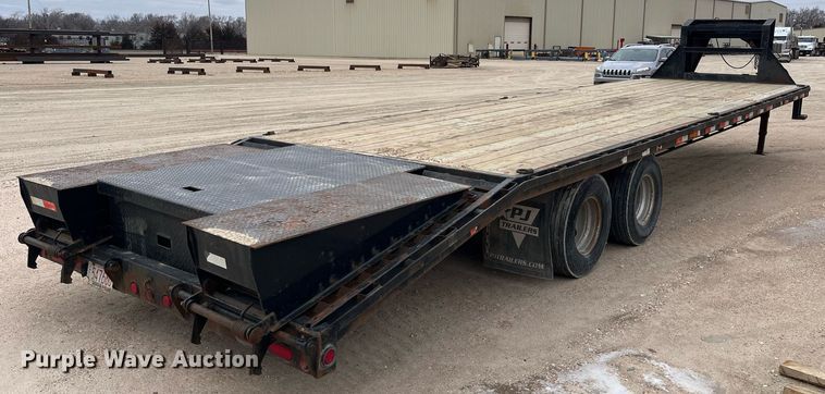 image for item DQ3952 2012 PJ  equipment trailer