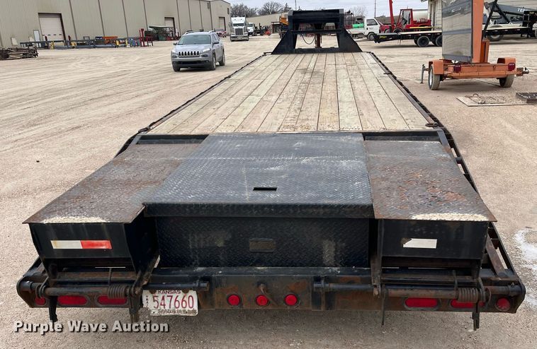 image for item DQ3952 2012 PJ  equipment trailer