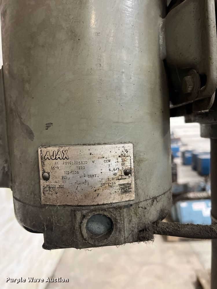 image for item DQ3953 1978 Duracraft PD22-12  drill press