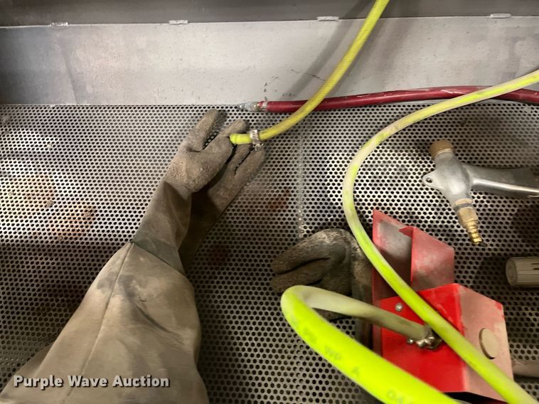 image for item DQ3955 Allsource 41500  sandblasting cabinet