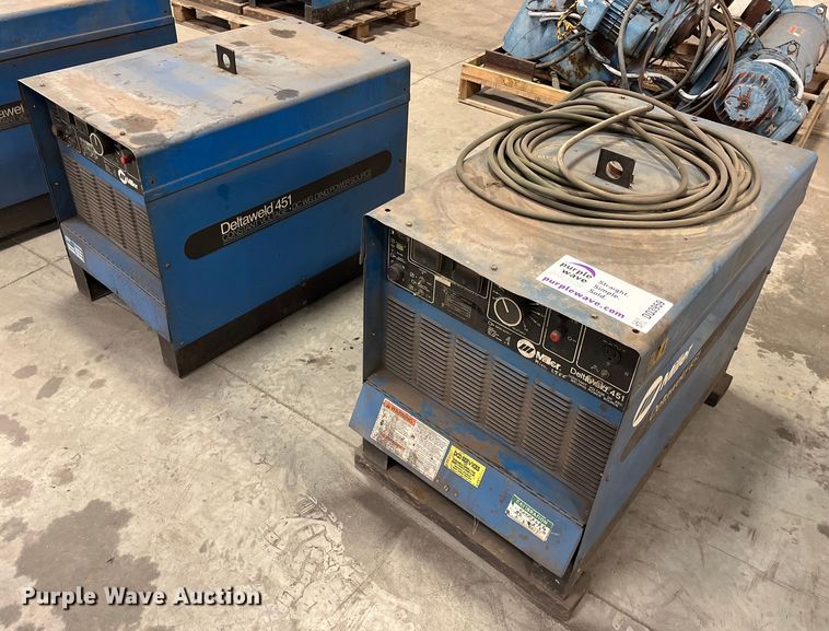 image for item DQ3959 (2) Miller Deltaweld 451 welder/generators