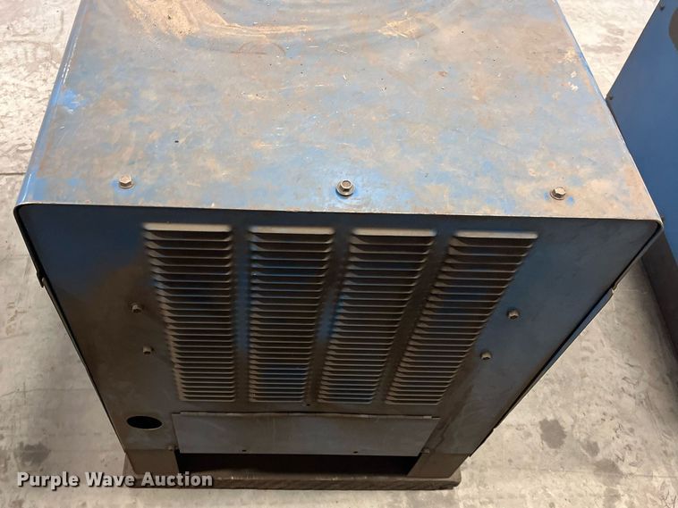 image for item DQ3959 (2) Miller Deltaweld 451 welder/generators
