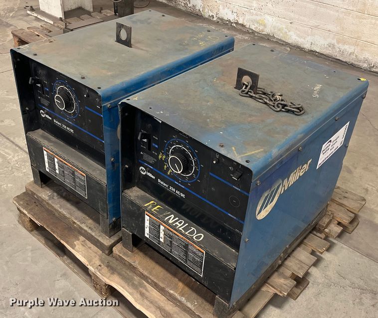 image for item DQ3962 (2) Miller Dialarc 250 welders