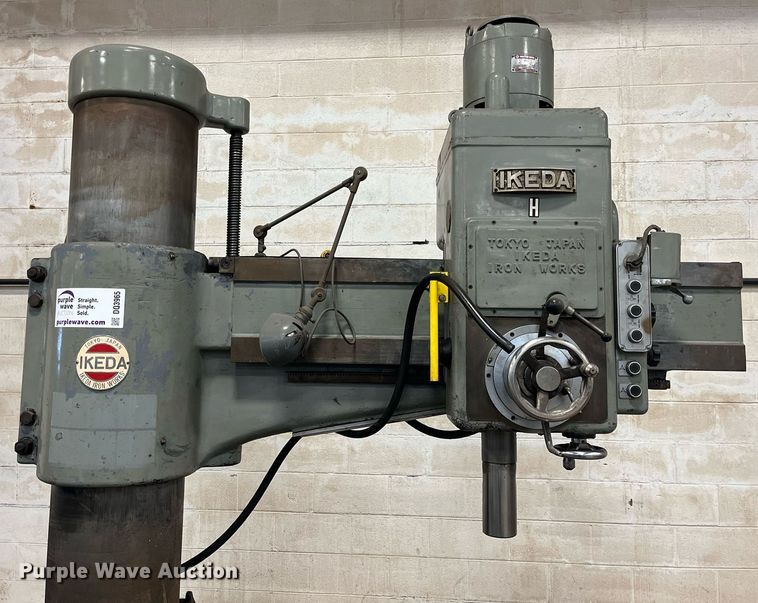 image for item DQ3965 1966 Ikeda 1300  radial drilling machine