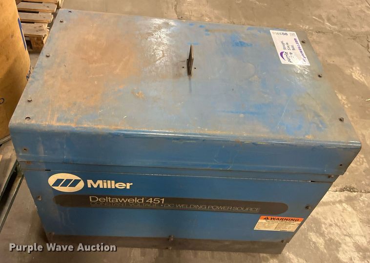 image for item DQ3968 Miller Deltaweld 451  welder/generator