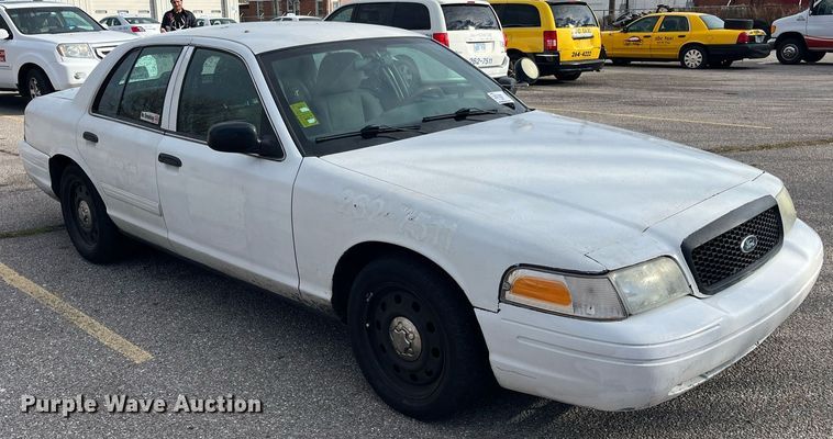 image for item DQ3988 2011 Ford Crown Victoria Police Interceptor