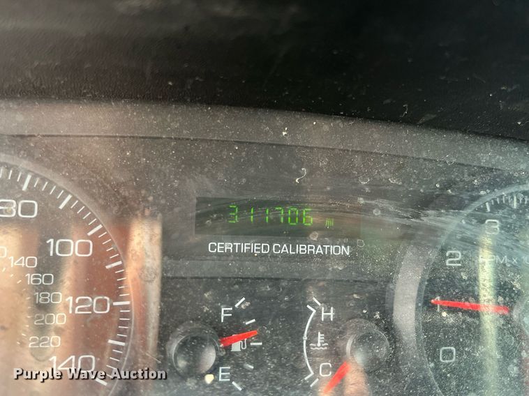 image for item DQ3988 2011 Ford Crown Victoria Police Interceptor