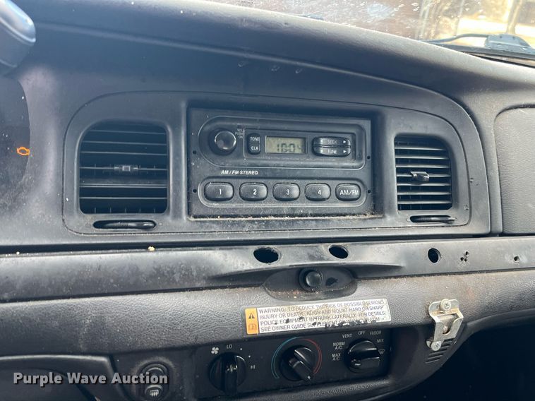 image for item DQ3988 2011 Ford Crown Victoria Police Interceptor