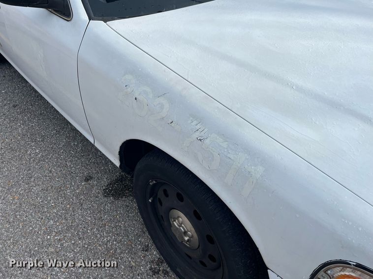 image for item DQ3988 2011 Ford Crown Victoria Police Interceptor