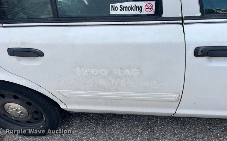 image for item DQ3988 2011 Ford Crown Victoria Police Interceptor