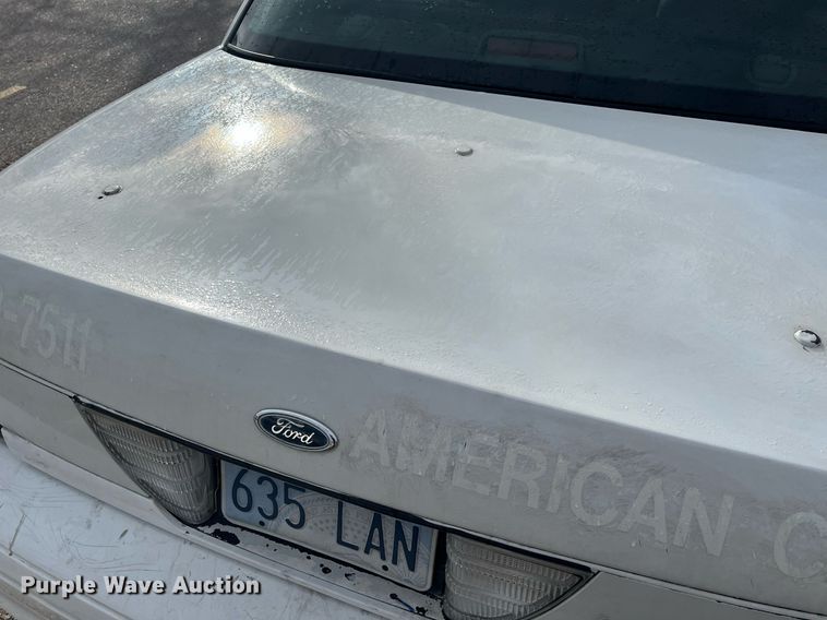 image for item DQ3988 2011 Ford Crown Victoria Police Interceptor