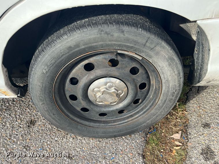 image for item DQ3988 2011 Ford Crown Victoria Police Interceptor