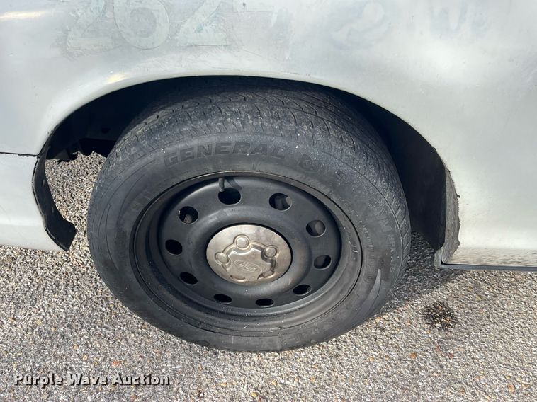 image for item DQ3988 2011 Ford Crown Victoria Police Interceptor