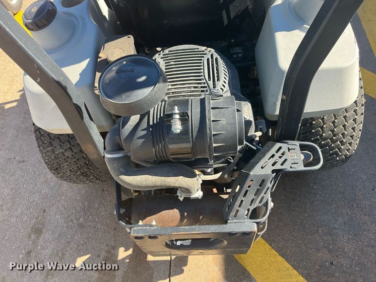 image for item DQ4022 Exmark Lazer Z  ZTR lawn mower