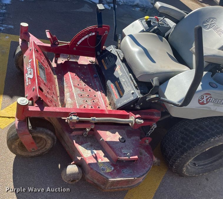 image for item DQ4022 Exmark Lazer Z  ZTR lawn mower