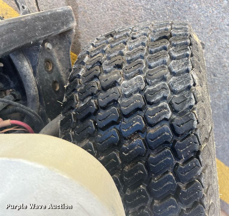 image for item DQ4022 Exmark Lazer Z  ZTR lawn mower