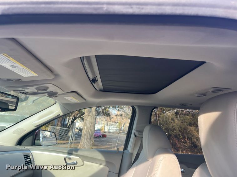 image for item DQ4067 2011 Chevrolet Traverse  SUV