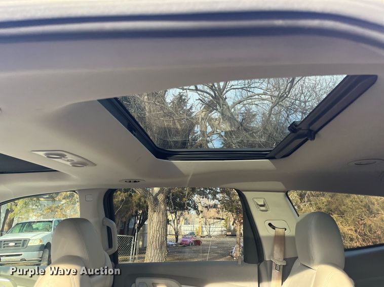 image for item DQ4067 2011 Chevrolet Traverse  SUV