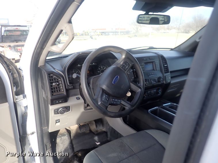 image for item DQ5080 2019 Ford F150 XL  SuperCrew pickup truck