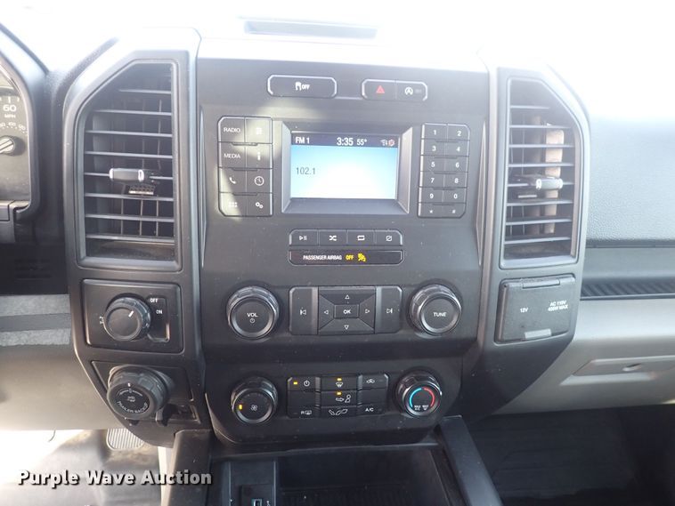 image for item DQ5080 2019 Ford F150 XL  SuperCrew pickup truck