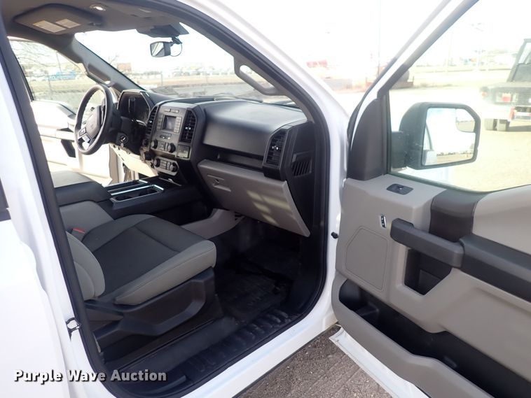 image for item DQ5080 2019 Ford F150 XL  SuperCrew pickup truck