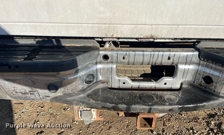 image for item DQ5108 2003 Ford F350 Super Duty  Crew Cab pickup truck