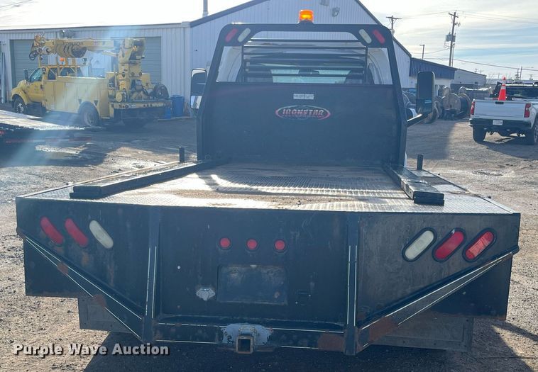 image for item DQ5110 2005 Chevrolet C4500  flatbed truck