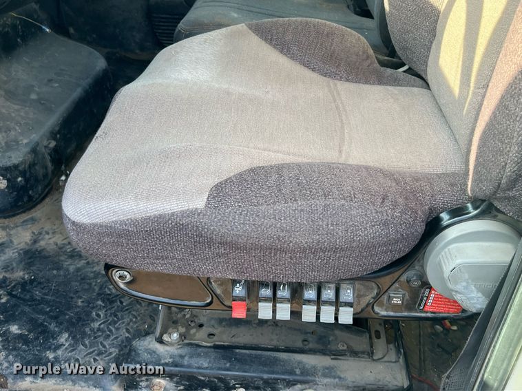 image for item DQ5110 2005 Chevrolet C4500  flatbed truck