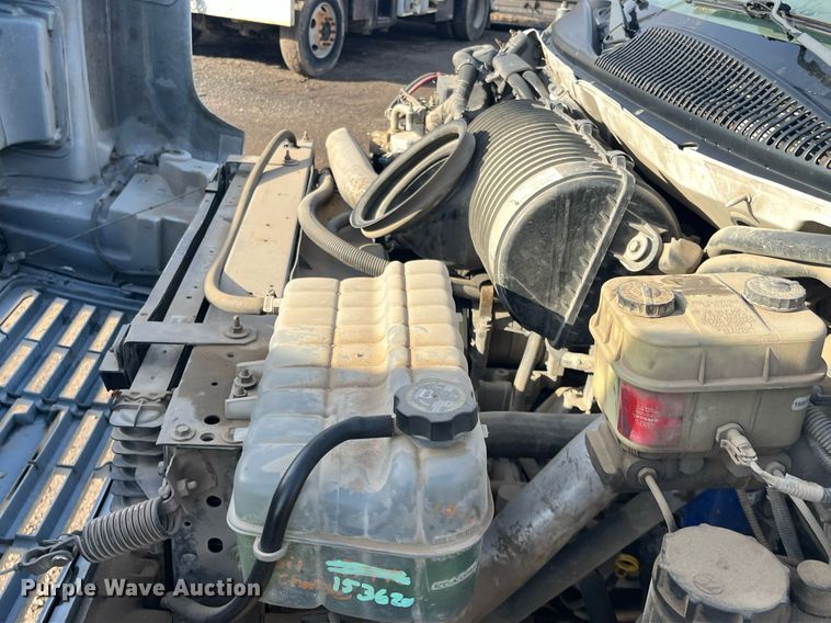 image for item DQ5110 2005 Chevrolet C4500  flatbed truck