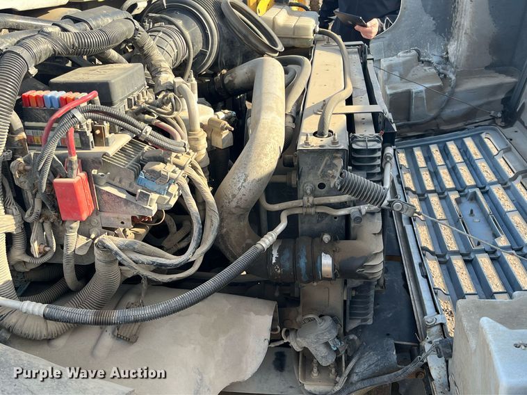 image for item DQ5110 2005 Chevrolet C4500  flatbed truck