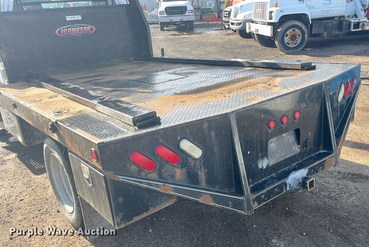 image for item DQ5110 2005 Chevrolet C4500  flatbed truck