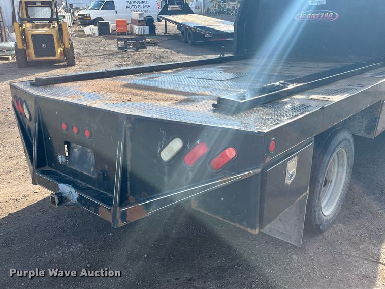 image for item DQ5110 2005 Chevrolet C4500  flatbed truck