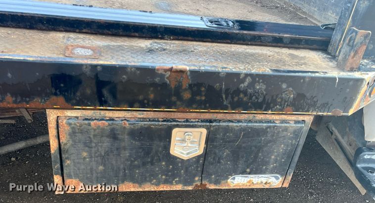 image for item DQ5110 2005 Chevrolet C4500  flatbed truck