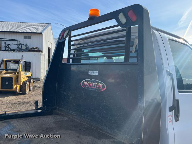 image for item DQ5110 2005 Chevrolet C4500  flatbed truck